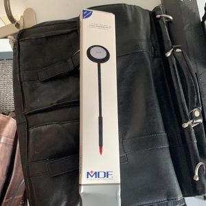 MDF reflex hammer queen square